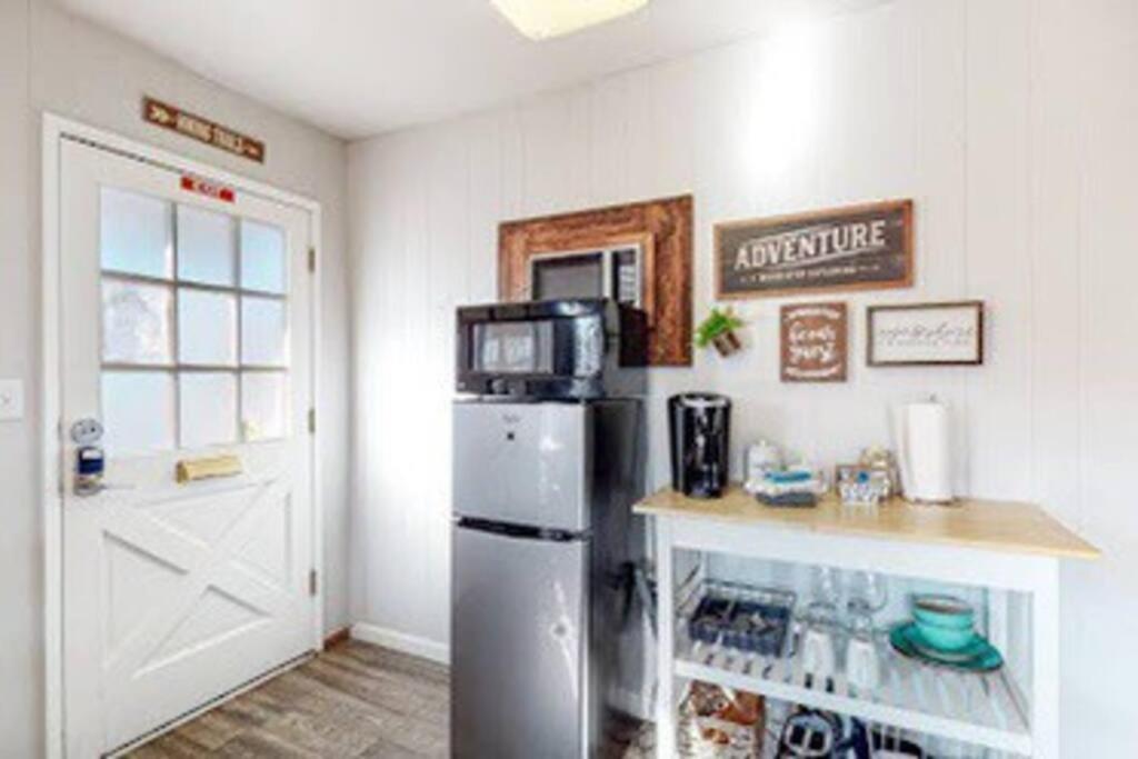 Couples Hideout In Heart Of Oakhurst Eksteriør bilde